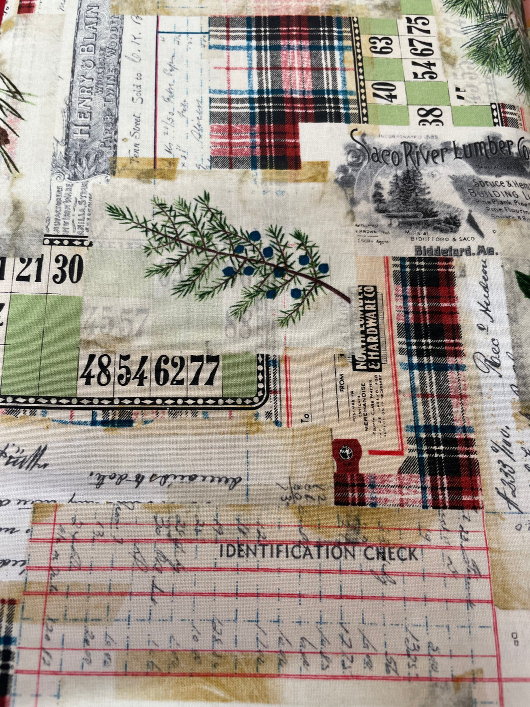 Tim Holtz fabric fat 1/4 - Holidays Past: Woodland collage