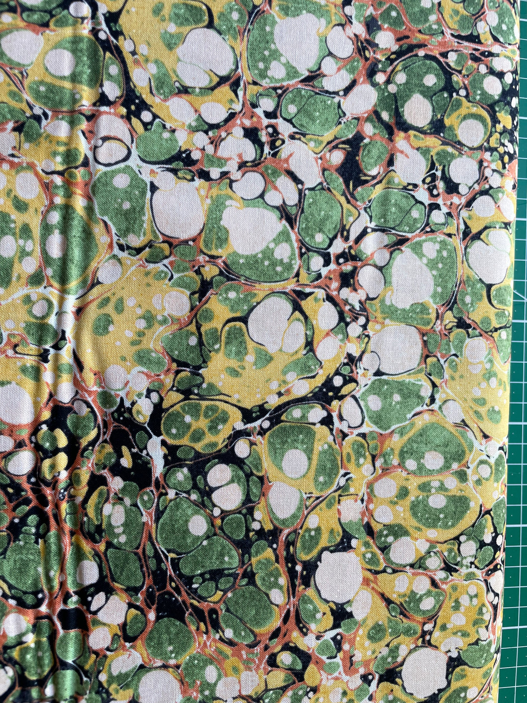 Tim Holtz fabric fat 1/4 - Laboratory: Experiment