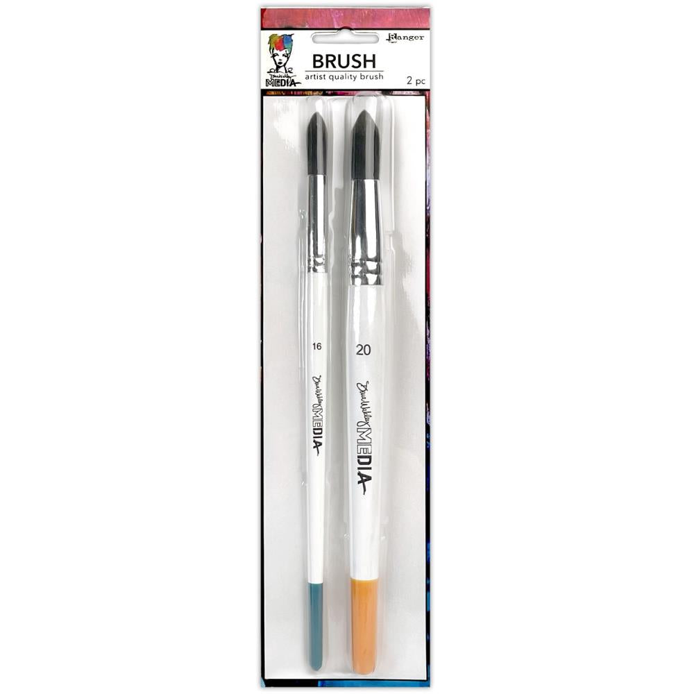 Dina Wakley media brushes - #16 #20 round brush